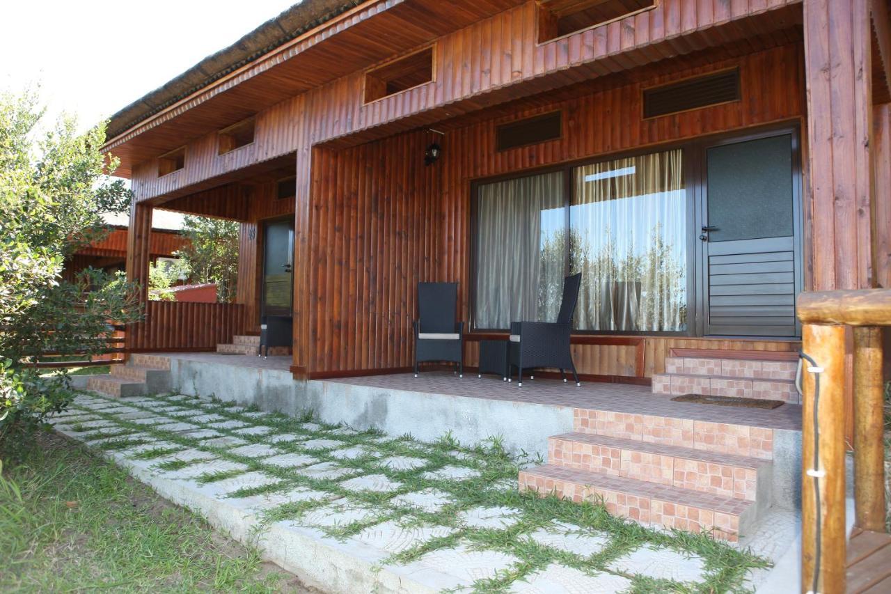 Humula Beach Resort Vila Praia Do Bilene Экстерьер фото